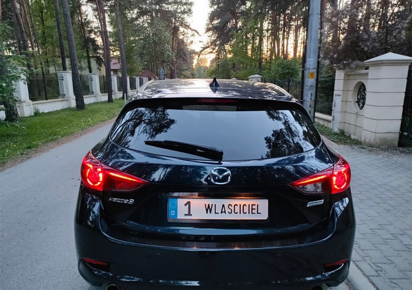 Mazda 3 cena 64444 przebieg: 123400, rok produkcji 2019 z Żyrardów małe 781